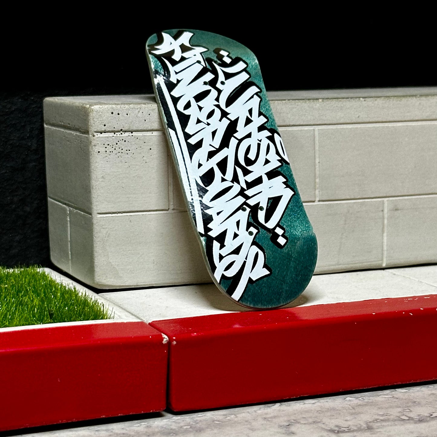 SHP "Handstyle" Deck