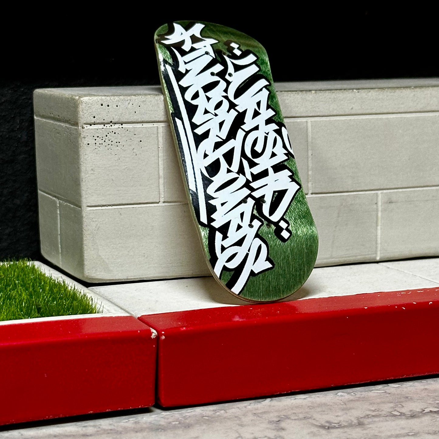 SHP "Handstyle" Deck